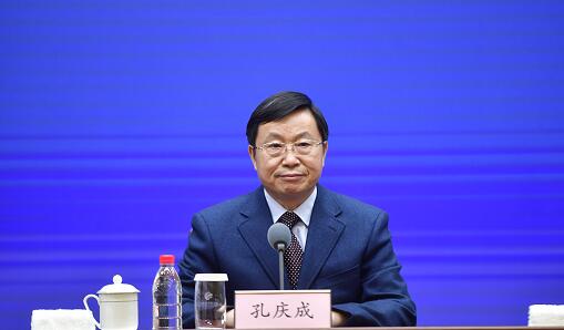 19:46山东省工信厅副厅长 孔庆成